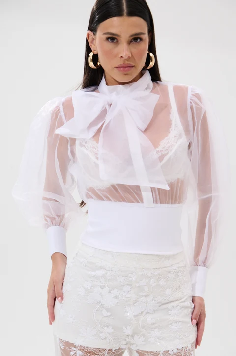 DANCE AND SHAKE BLOUSE WITH BOW IN WHITE.   1X
