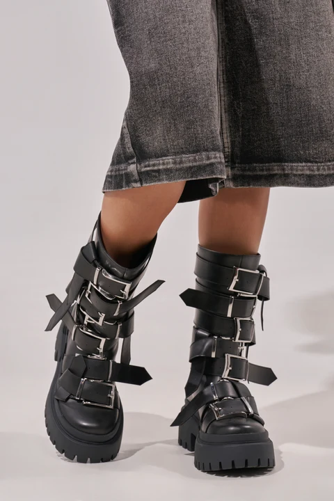 AZALEA WANG ALCETASA BLACK COMBAT BOOTIE  8