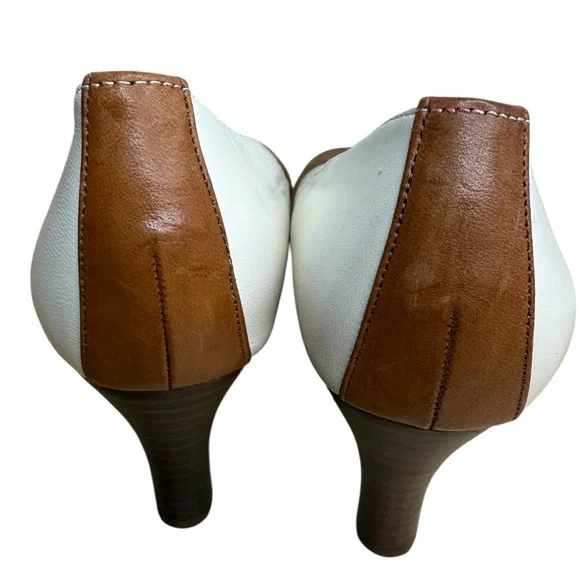 1 - 9 Lauren Ralph Lauren (Pre-Owned) Cream & Tan Buckle Pumps – Women’s Size 6