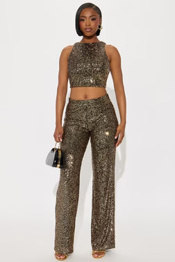 FN.    Strike Gold Sequin Pant Set - Gold/combo.  L